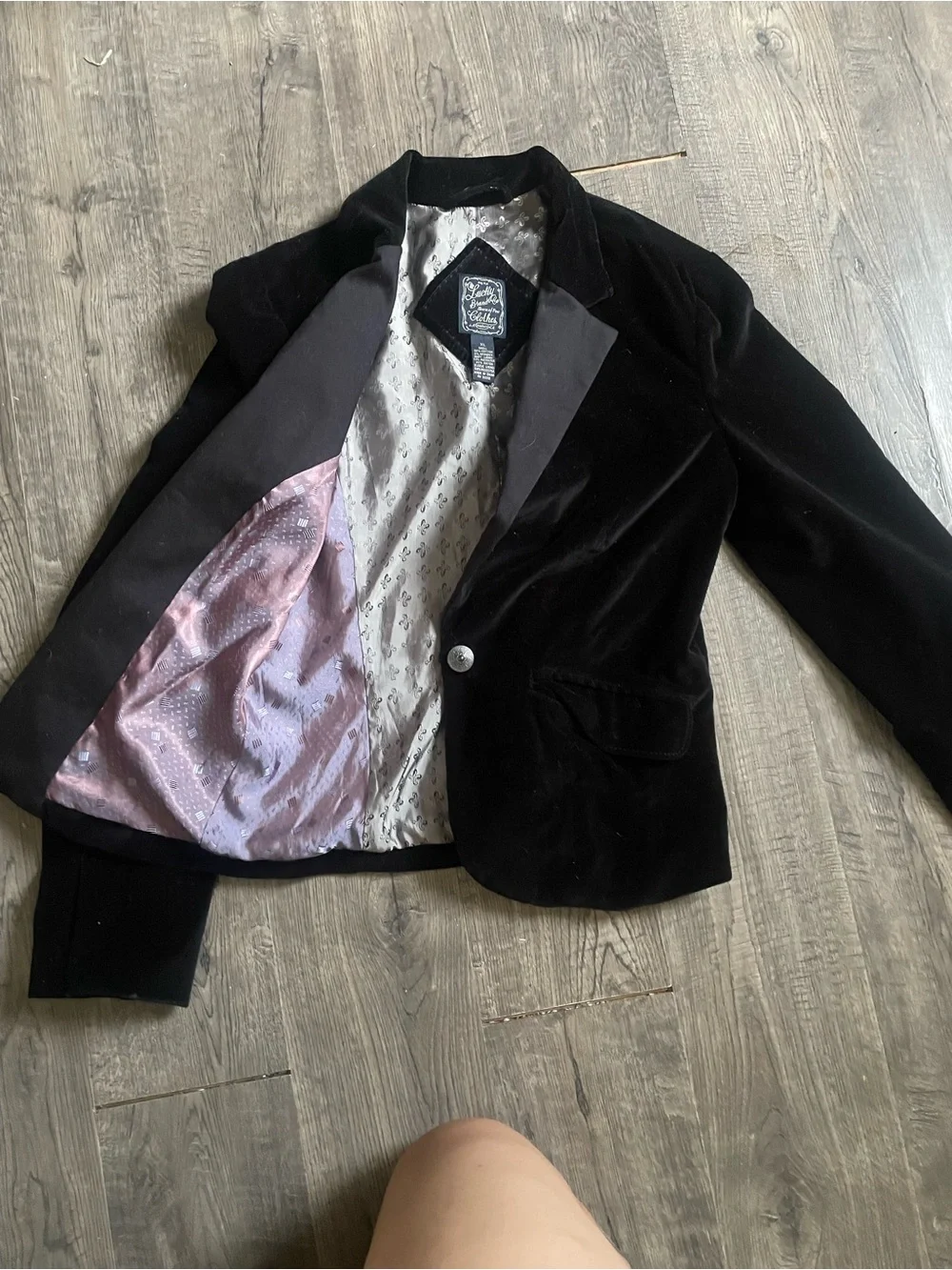 Black Velvet Cropped Blazer Jacket - Women
